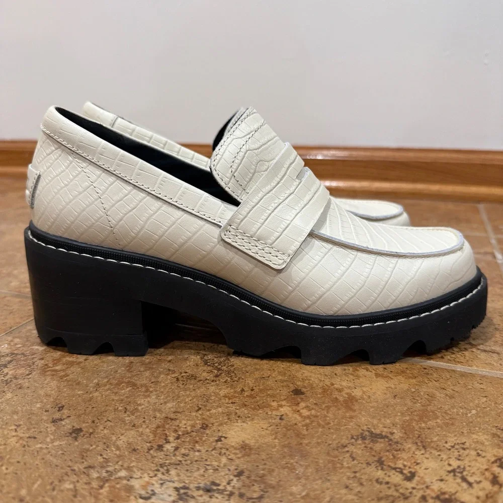 Sorel Joan Now City Loafers White Croc Embossed Leather Lug Sole 9.5 NWOB Chunky